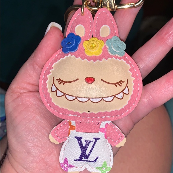 Upcycled labubu bag/purse charm keychain - Picture 4 of 6